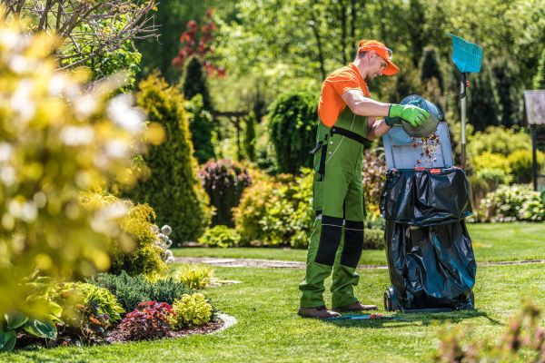 Cost of Lawn Cleaning Service in Huntsville